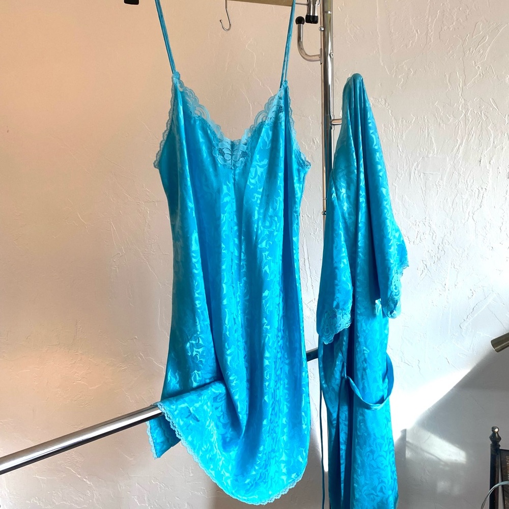 Vintage robe set